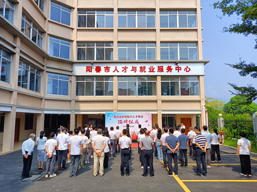 cc506d7a-93fb-4d82-b4a0-b4c49958b8b4.jpg