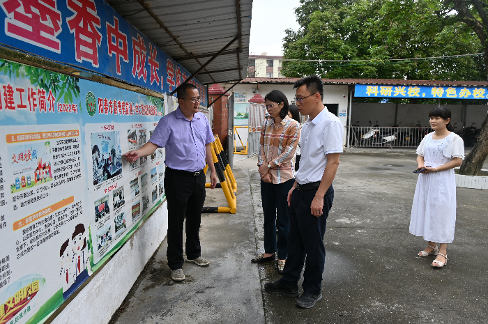 44acd23102cea7f26bed800518aff7b.jpg